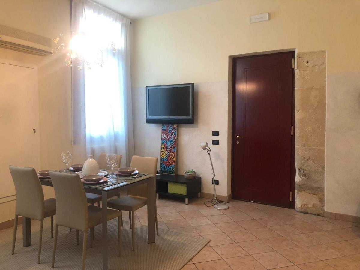 Casa Charleston In Palazzo Nobiliare Al Duomo Apartman Padova Kültér fotó
